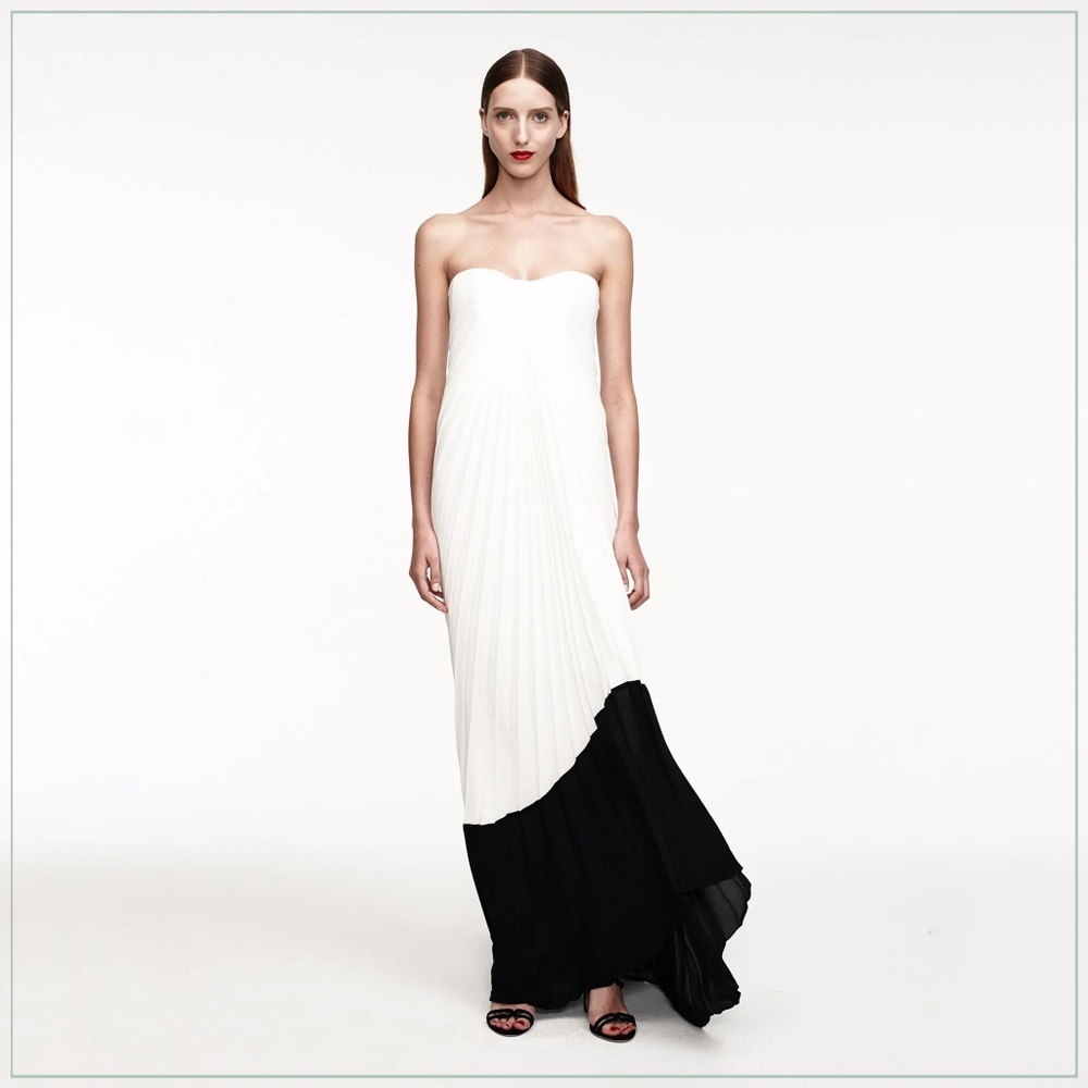 $5490 Monique Lhuillier Pleated Sweetheart Runway Gown - Picture 13 of 14